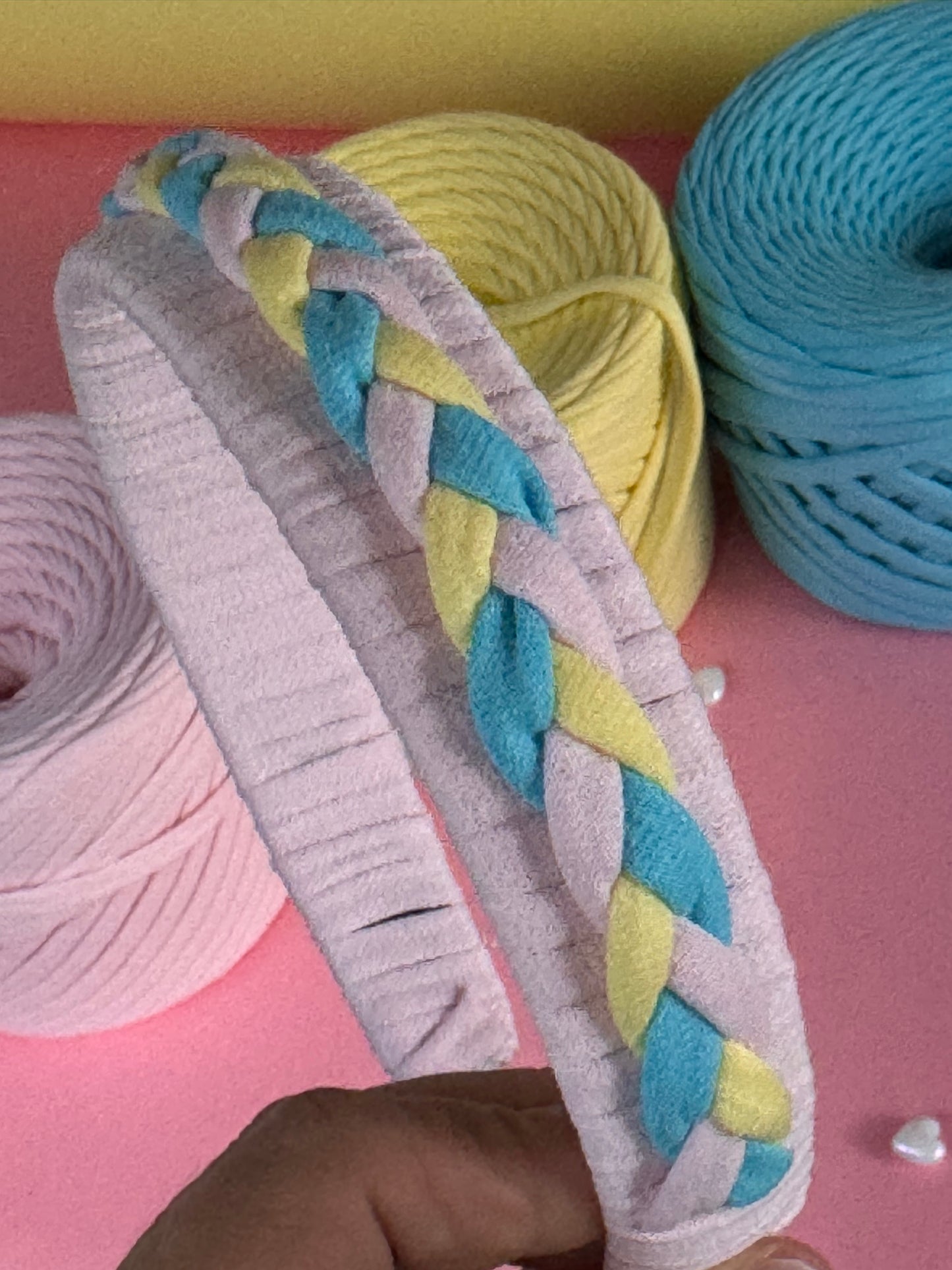 קשת קלועה בצבעי קיץ Rainbow Twist