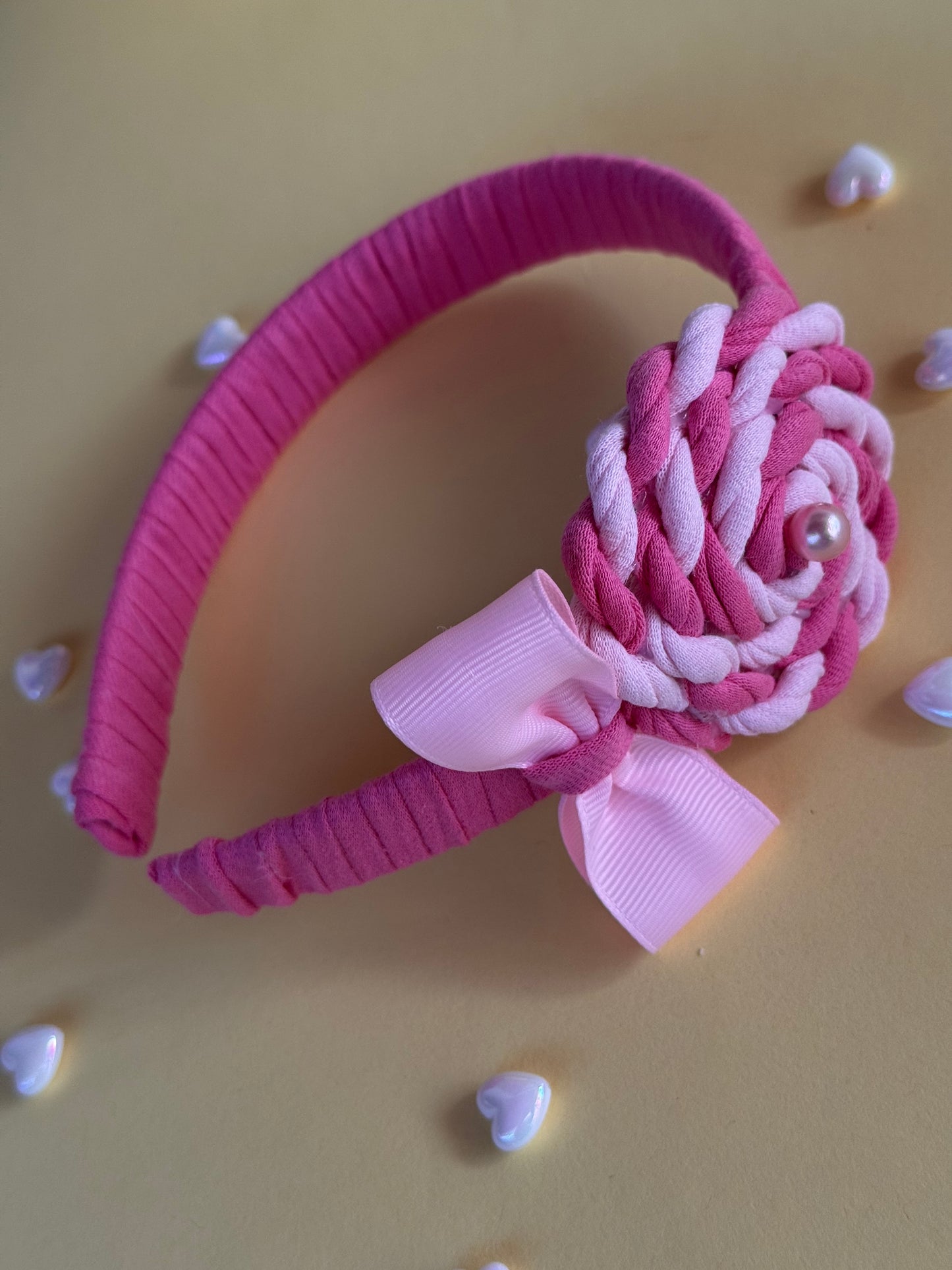 קשת לשיער עבודת יד ורוד עם סרט פנינה Princess Pearl